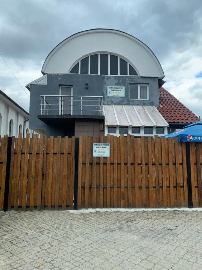 Master Adventure Guest House Vadu Crisului Eksteriør bilde